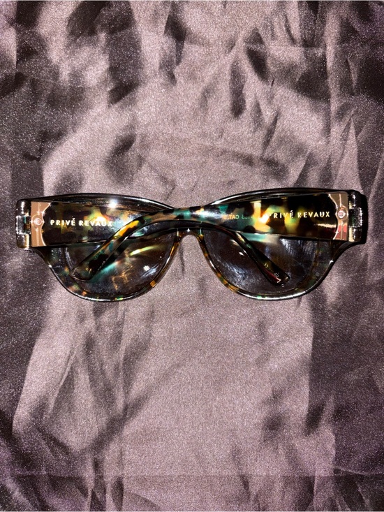 prive revaux Accessories - PRIVÉ REVAUX Women's Tortoiseshell Sunglasses